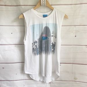 Graphic Tank